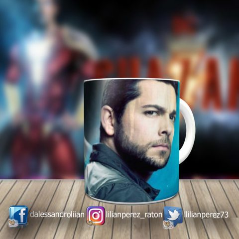 Taza Shazam Zachary Levi