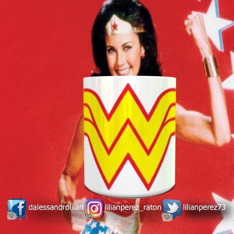 Taza Mujer Maravilla  Escudo